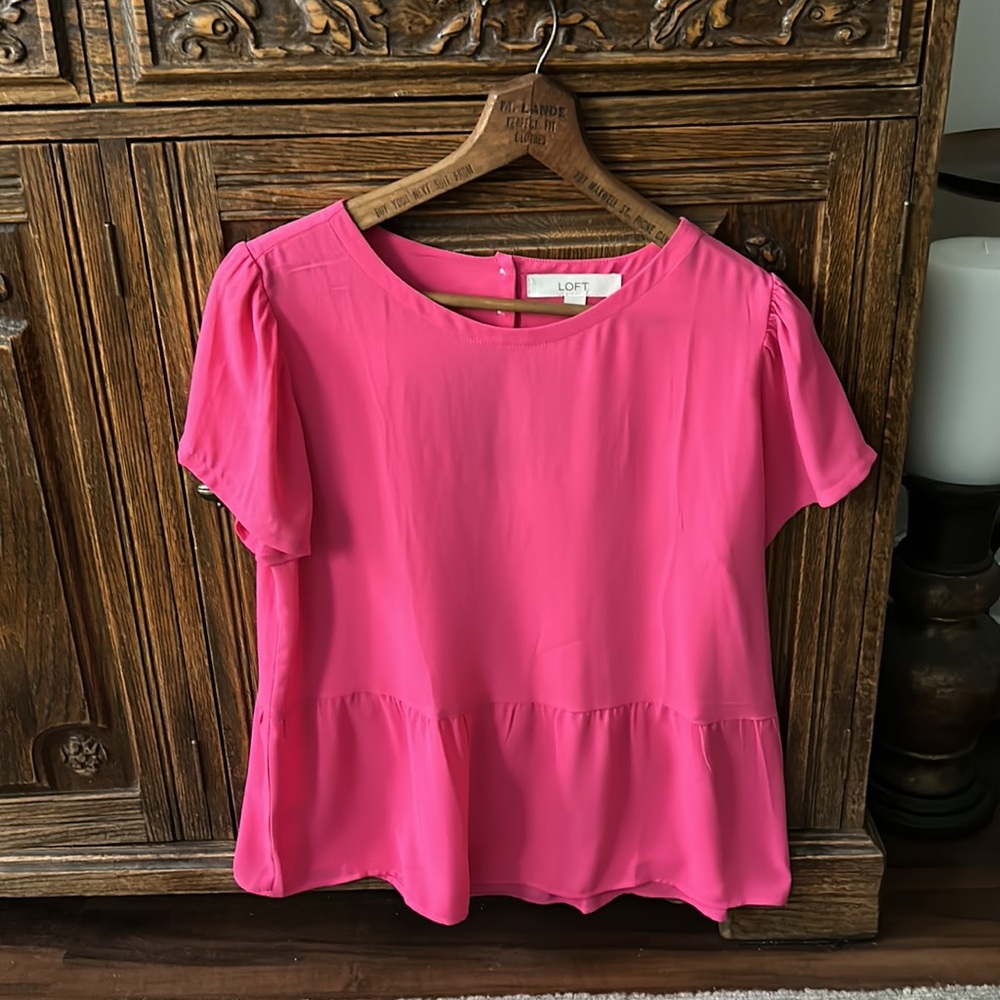 LOFT Feminine Pink Peplum Short Sleeve Top